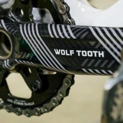 Wolf Tooth Kurbelarmschutz - 190x49,2mm Selbstklebend Folie Schwarz -Naben Verkäufe 58641 3